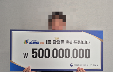 Ƕ1000